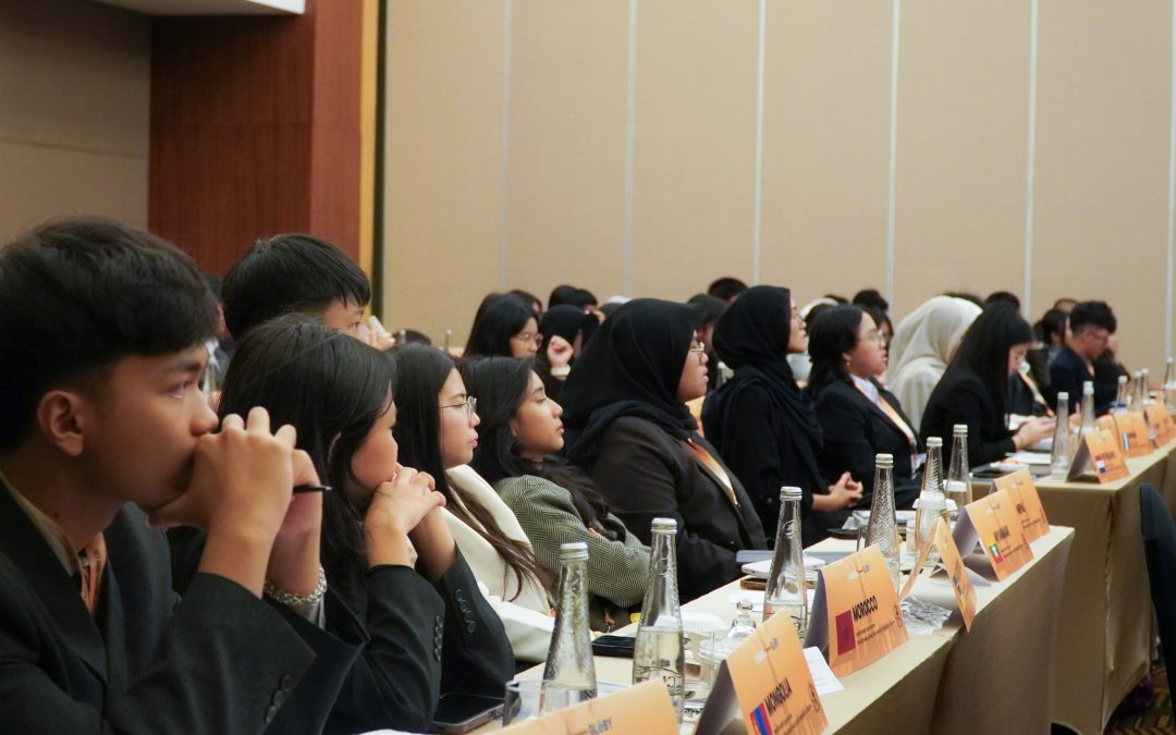 Opening Speech MUN: Template 60 Detik + Contoh Kalimat yang Meyakinkan