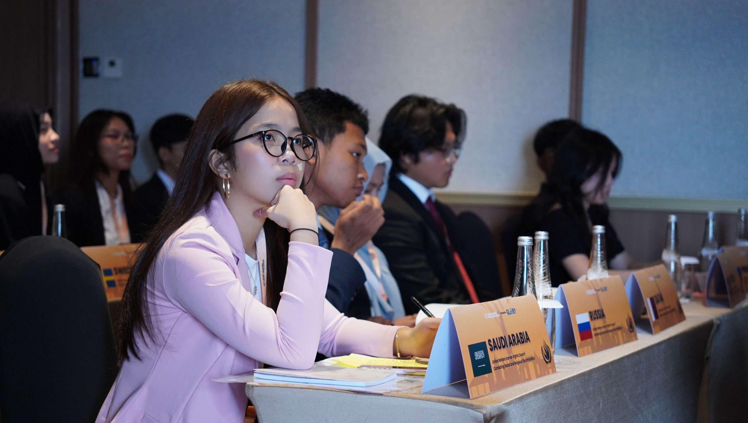 FEB05716 (1) Model United Nations