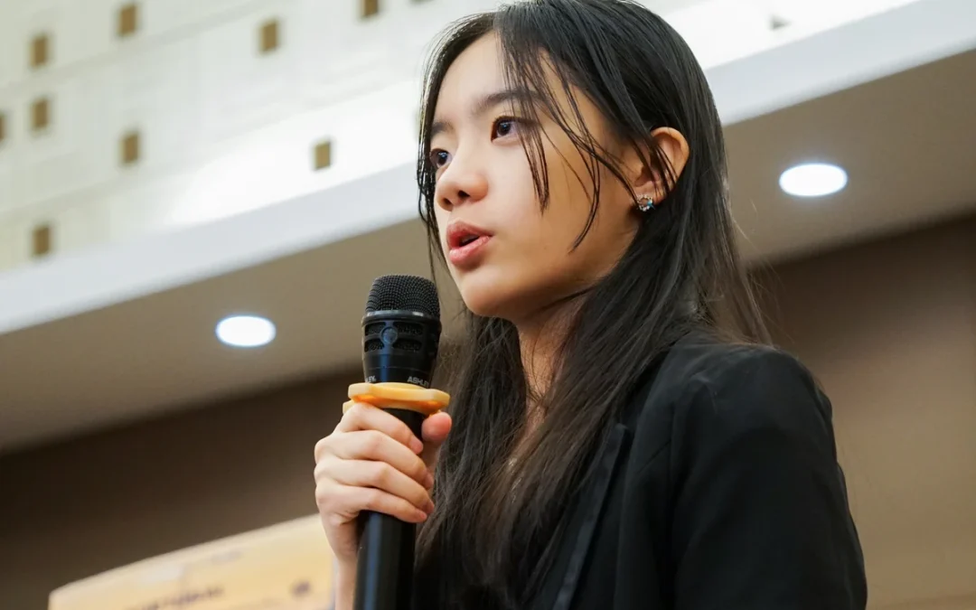 5 Cara Mengatasi Ngeblank Saat Public Speaking agar Tetap Tenang